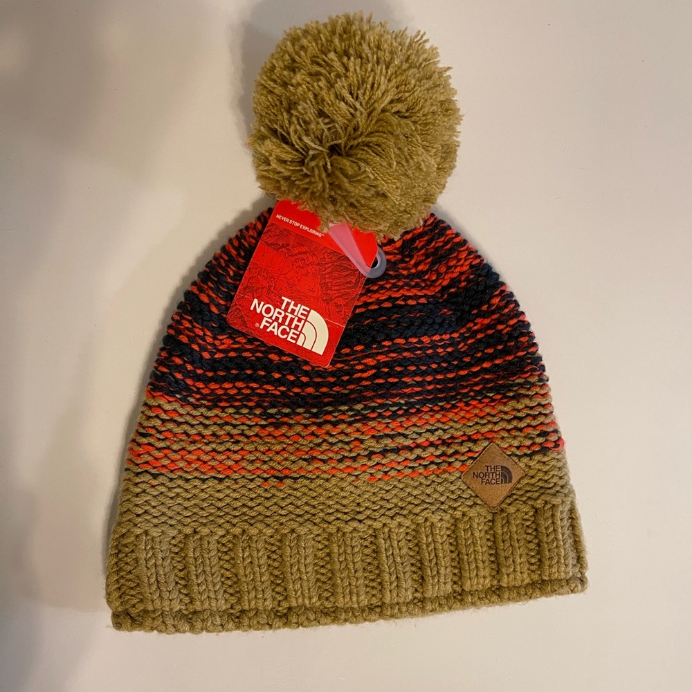 North Face Beanie!!